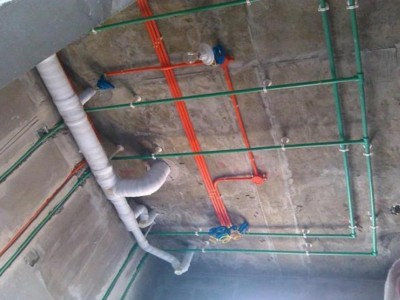 水管走顶的优缺点是什么 水管走顶的施工方法
