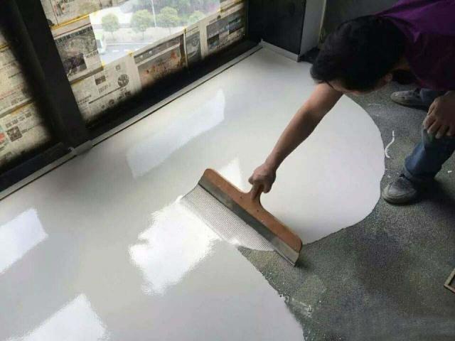 被嫌弃的水泥自流平，装完效果原来这么美，难怪装修很少用地砖啦