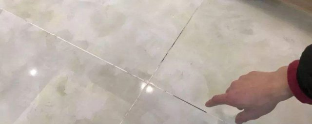 一楼地面回潮瓷砖出水怎么办