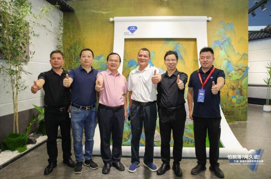 超耐久外墙闪耀建博会！久诺品牌全维赋能，招商势能燃爆全场！