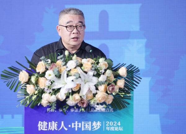 复旦大学历史学系教授、著名语言学家钱文忠