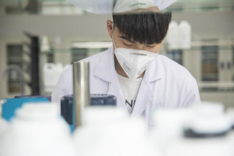久诺锻造全方位领先力量，引领仿石漆行业创新与卓越！