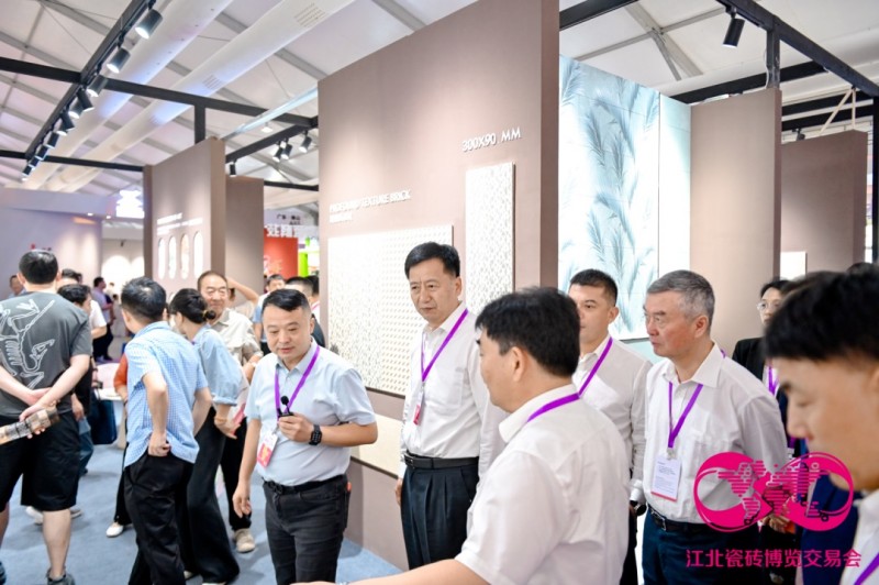 燃爆建陶圈！2024中国·江北瓷砖博览交易会盛大开幕！