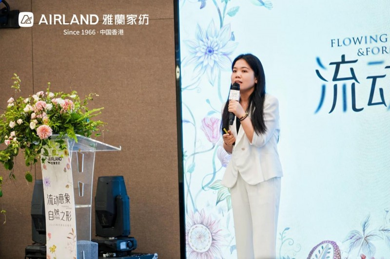 雅兰家纺营销部经理 王小芳
