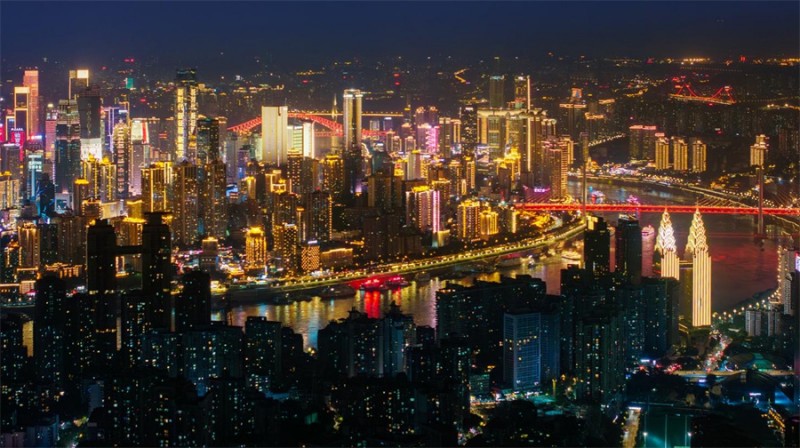这项目，在成都竟一“站”成名